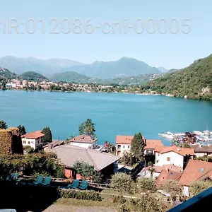 Panoramica Casa vacanze Lavena Ponte Tresa