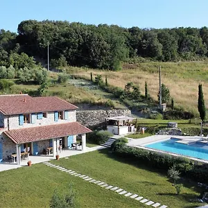 Emma-toscanaparadiso Villa Pomaia